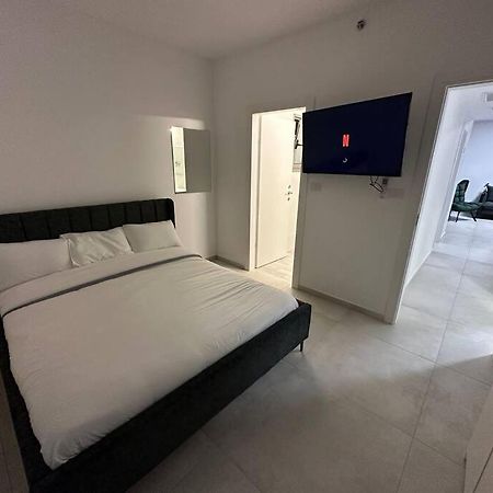 Elegant 3 Bedroom Ocean View Condo In Kiryat Yam Qiryat Yam Buitenkant foto