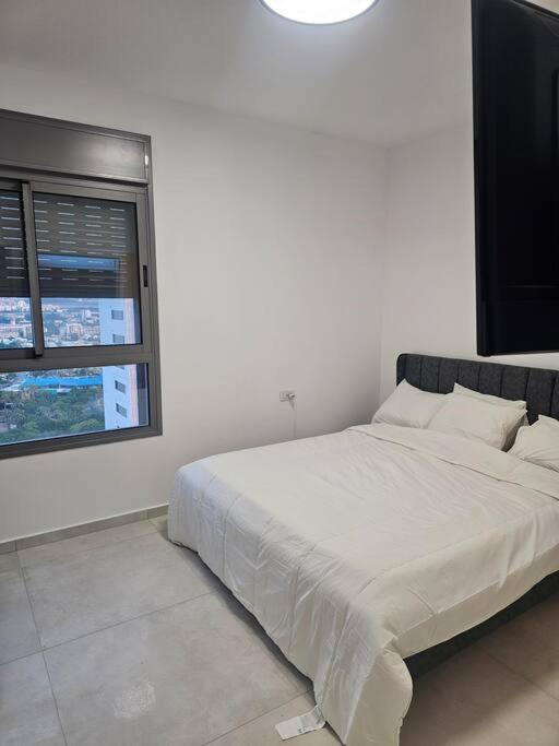 Elegant 3 Bedroom Ocean View Condo In Kiryat Yam Qiryat Yam Buitenkant foto