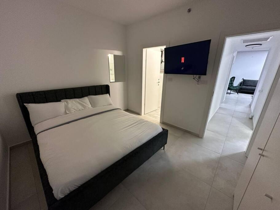 Elegant 3 Bedroom Ocean View Condo In Kiryat Yam Qiryat Yam Buitenkant foto